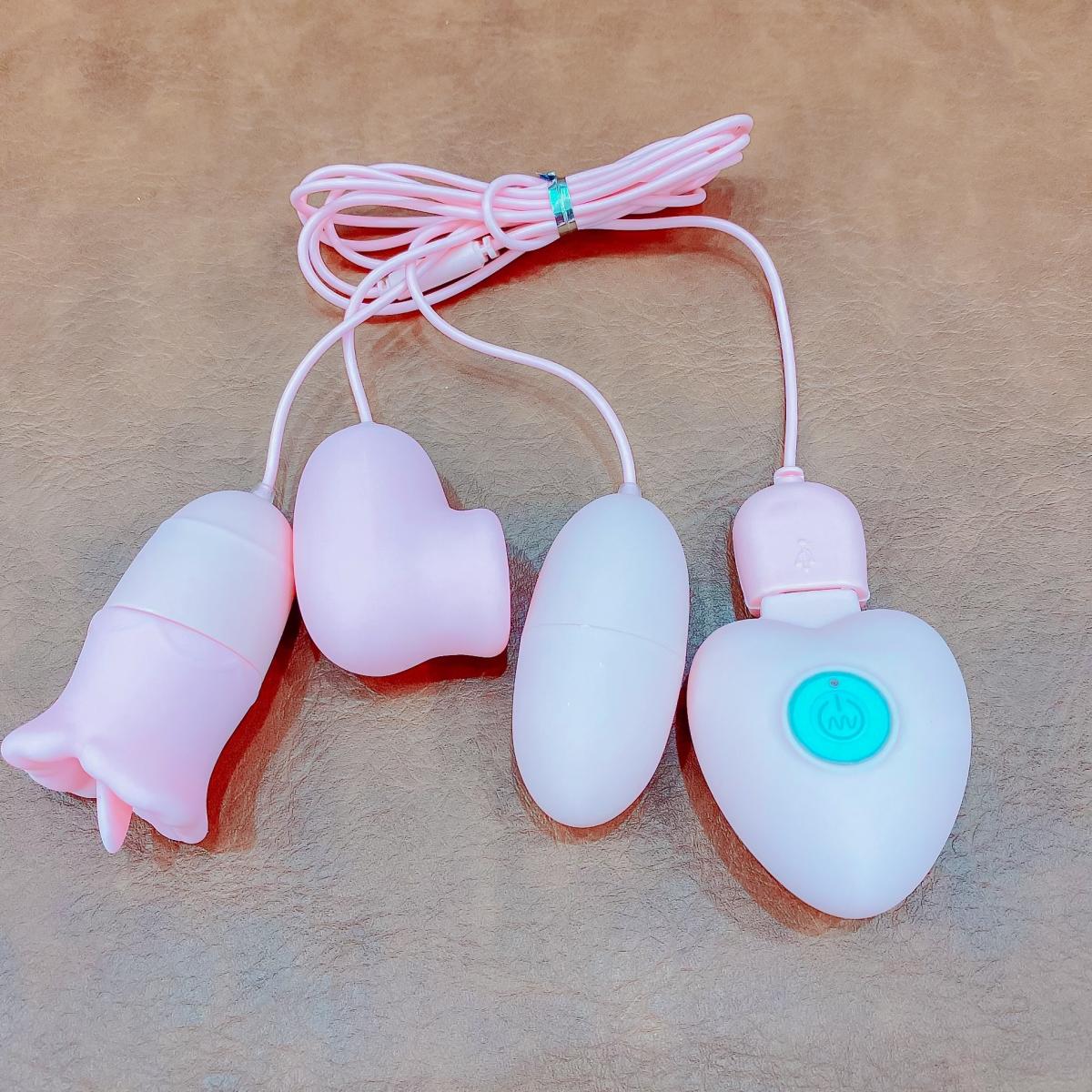 3-Head Licking Sucking Vibrating Egg Intense Female Pleasure