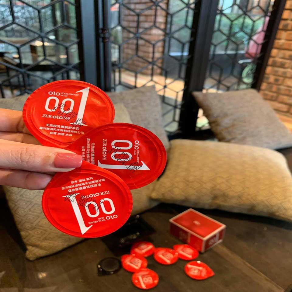 Bao cao su Olo đỏ siêu mỏng bảo vệ an toàn kích thích cực đỉnh