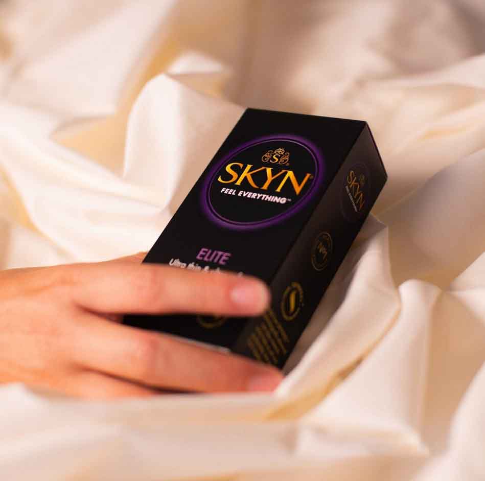Bao cao su Skyn Elite siêu mỏng mềm mại an toàn cao cấp